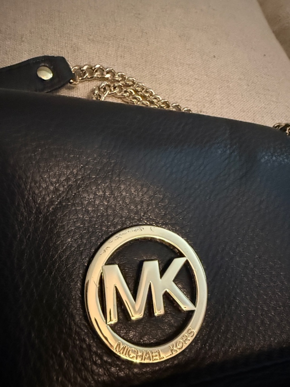 Michael Kors Black Leather Shoulder Bag with Gold Hardware - Picture 5 of 13